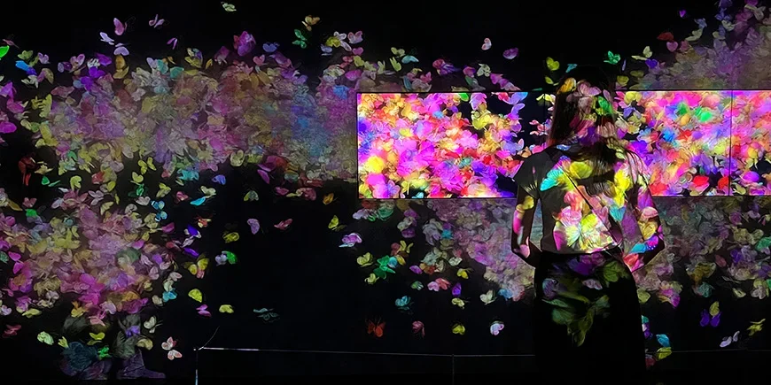 Pink light show at TeamLab Borderless