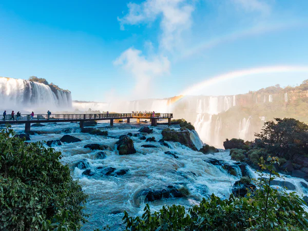 Walkway on the Argentine side of Iguazú Falls on a sunny day