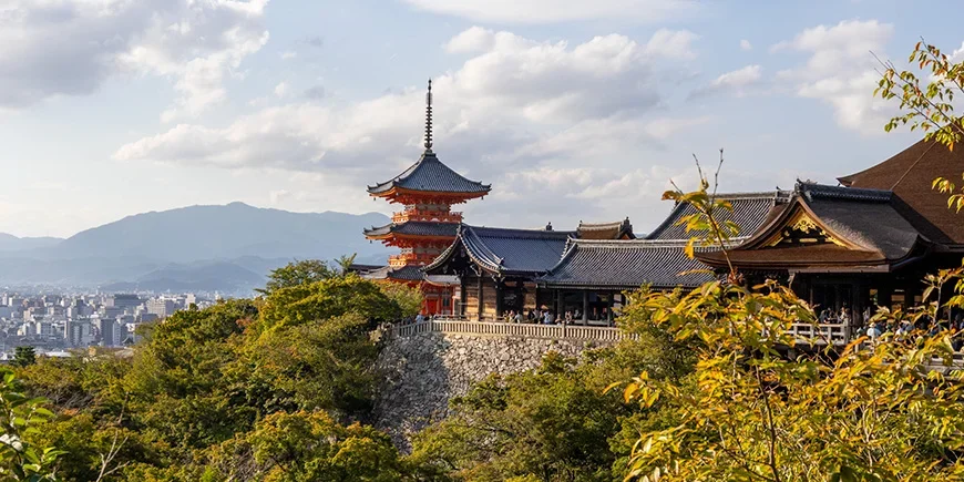View of the beautiful Kiyomizu-dera temple and Kyoto