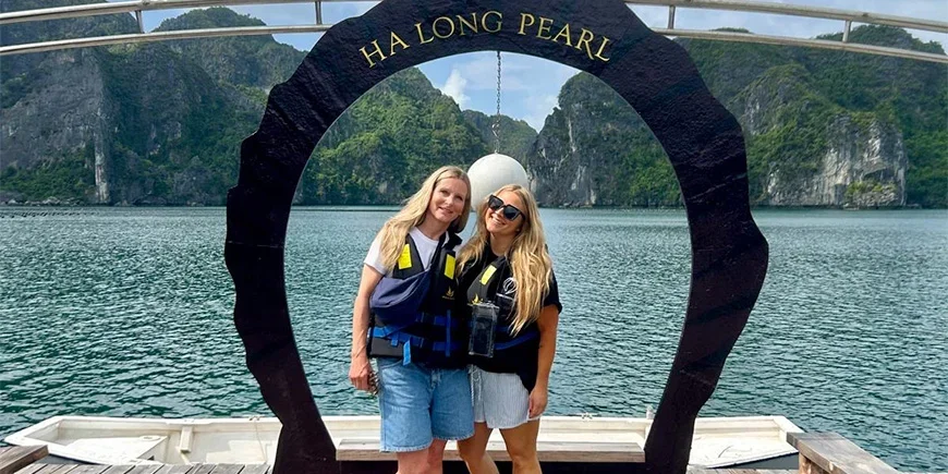 Millie and Steffie in Ha Long Bay